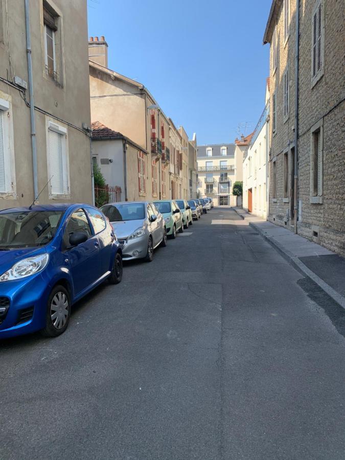 La Ptite Chouette Apartment Дижон Екстериор снимка